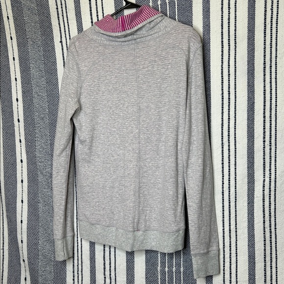 Lululemon In A Cinch Long Sleeve Tee - Picture 8 of 11